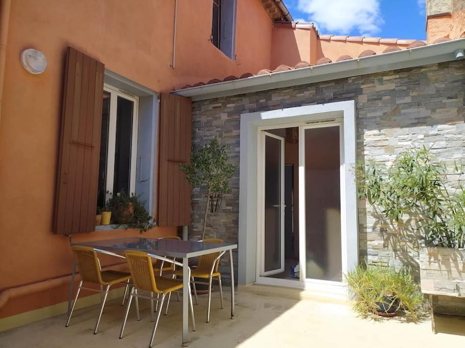 Appartement Spacieux Avec Grand Patio, 1Er Etage سيجيان المظهر الخارجي الصورة