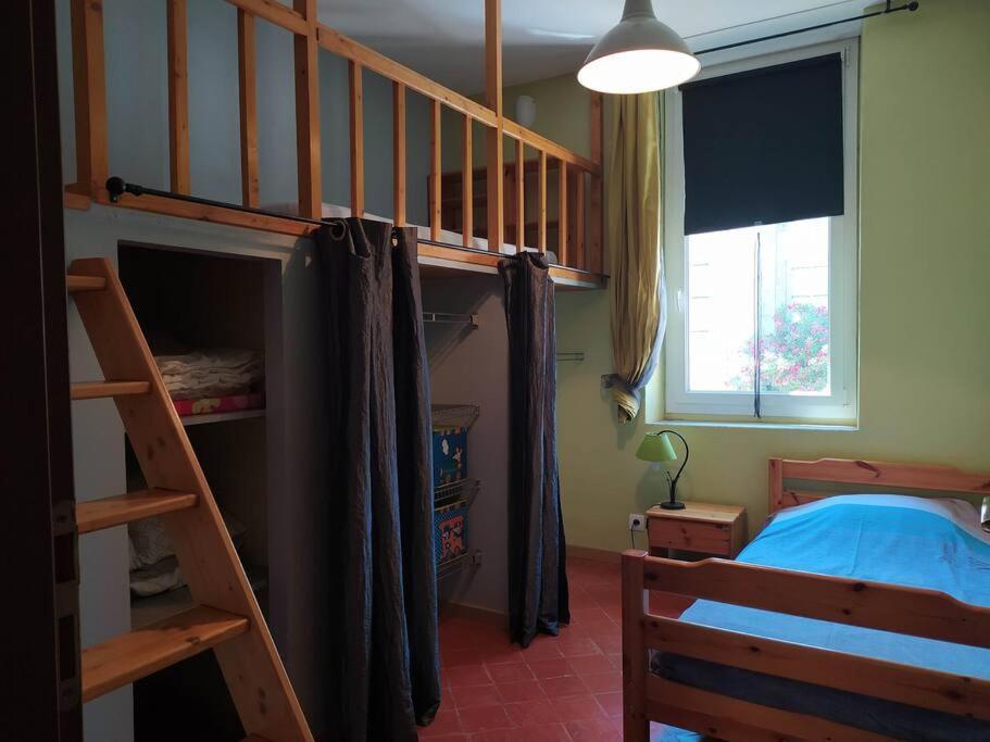 Appartement Spacieux Avec Grand Patio, 1Er Etage سيجيان المظهر الخارجي الصورة